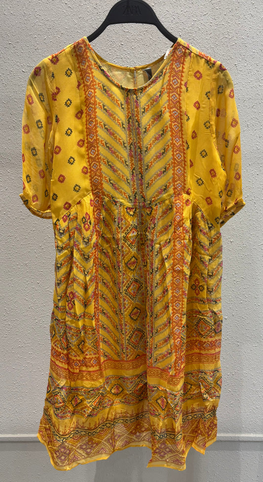 R Dress 0001