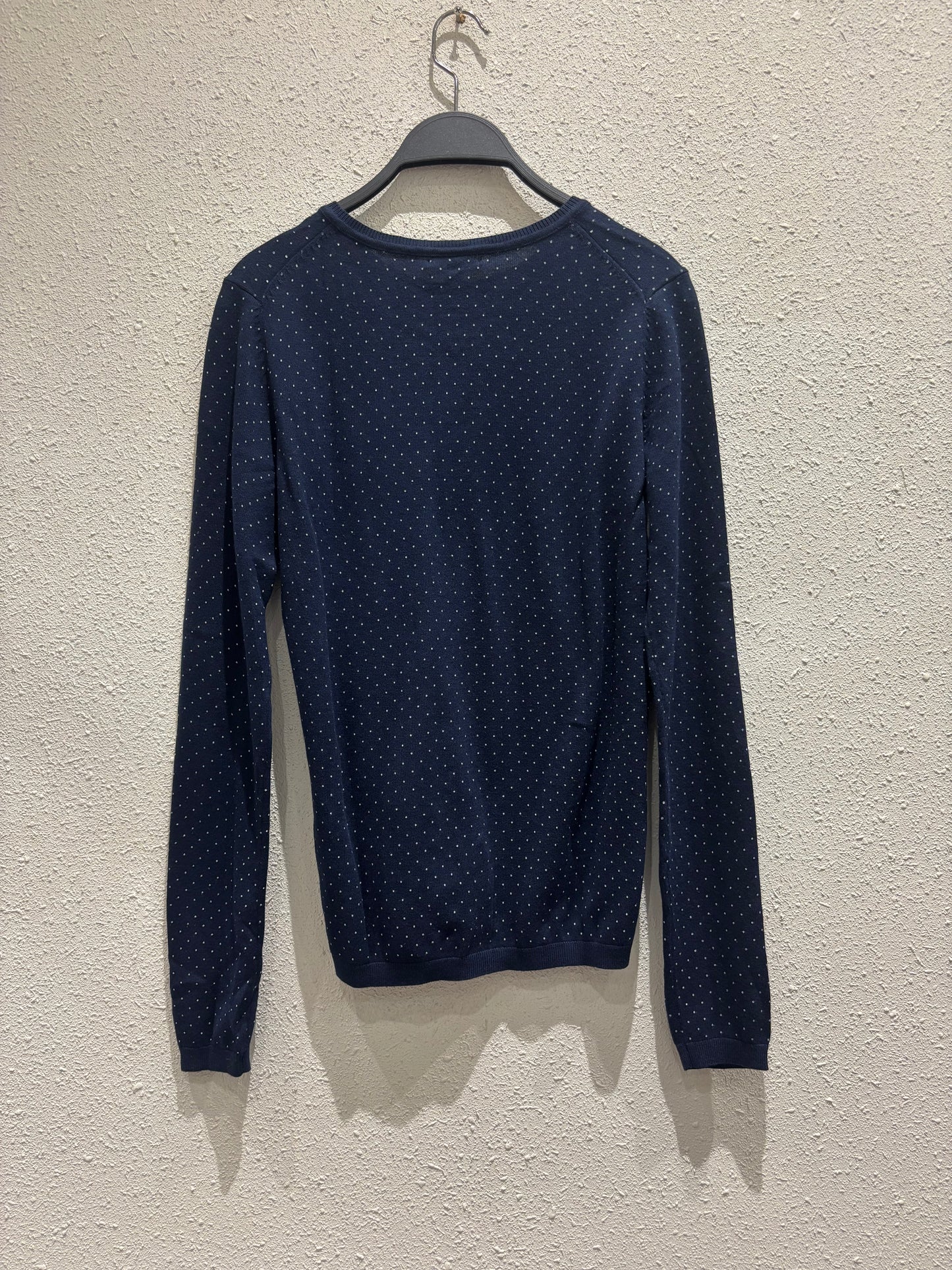TH Top 0003