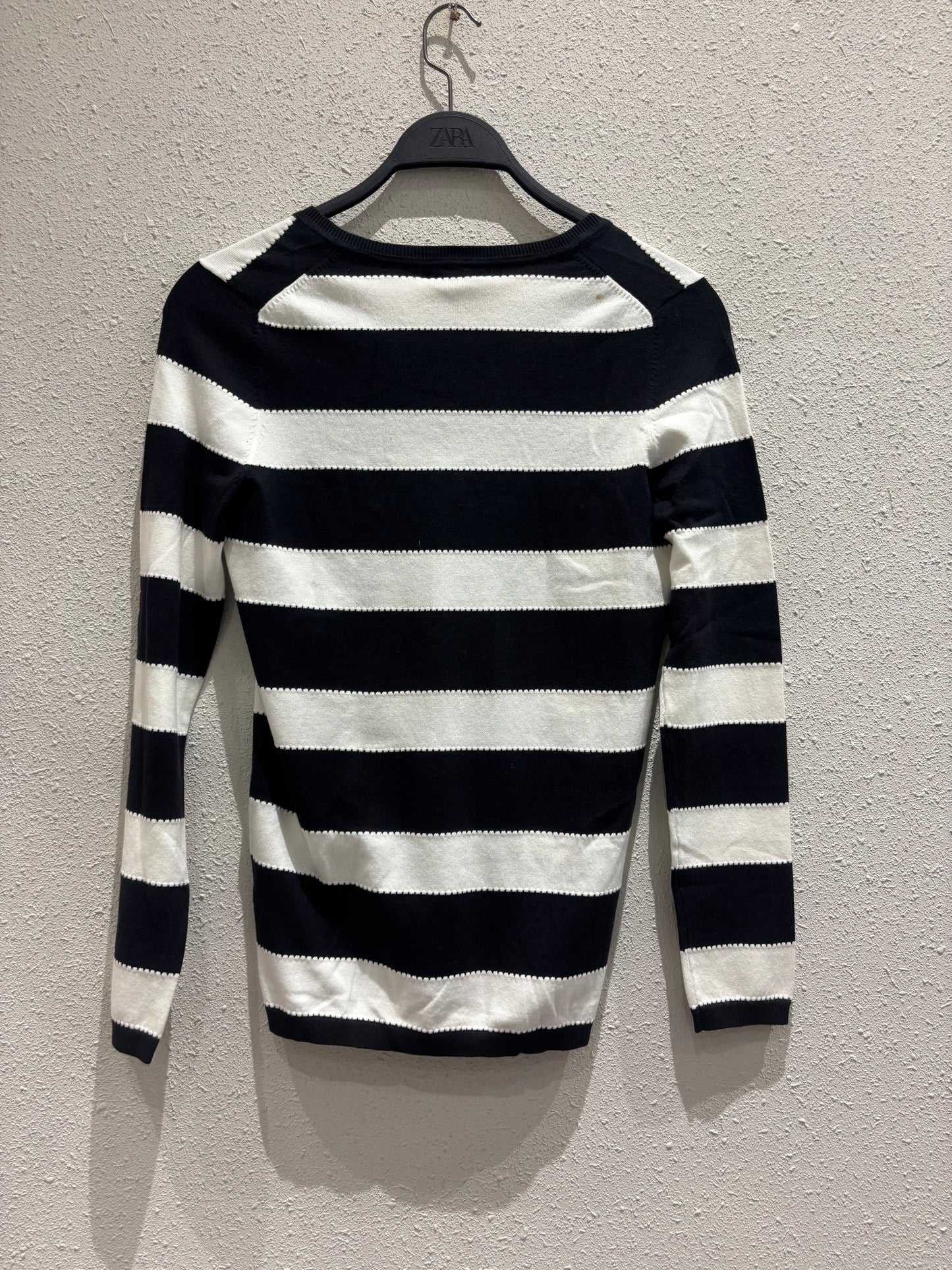 TH Top 0047