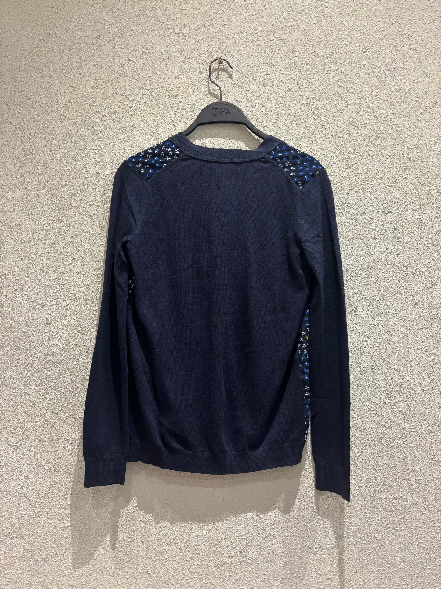 TH Top 0043