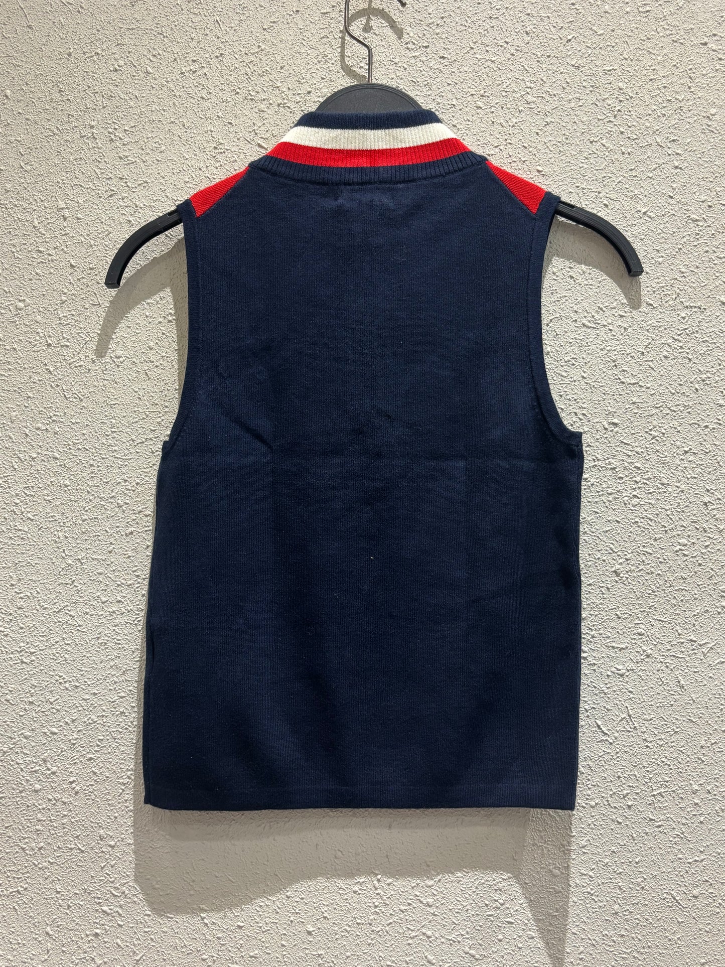 TH Top 0025